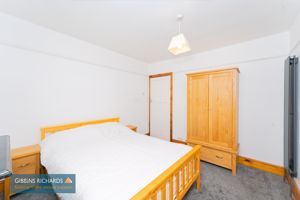 Bedroom- click for photo gallery